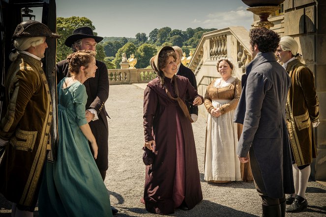 Death Comes to Pemberley - Van film - Anna Maxwell Martin, Rebecca Front