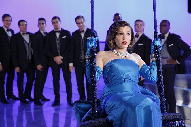 Crazy Ex-Girlfriend - All Signs Point to Josh ... or Is It Josh's Friend? - Photos