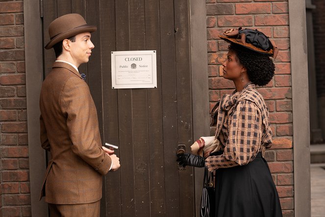 Murdoch Mysteries - There's Something About Mary - Photos