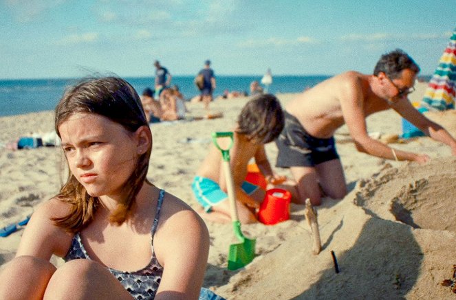 Douceur intacte de l'été - De la película - Hélène Grenot