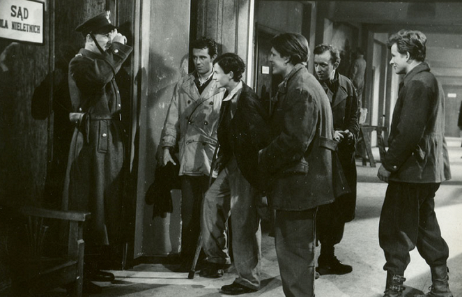 Los cinco de la calle Barska - De la película - Tadeusz Janczar, Andrzej Kozak, Marian Rułka, Wlodzimierz Skoczylas, Mieczyslaw Stoor
