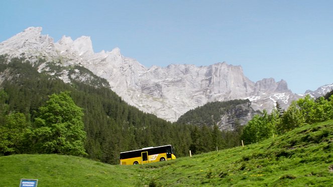 Mit dem Postauto durch die Schweiz - Durchs wildromantische Rosenlauital - De la película