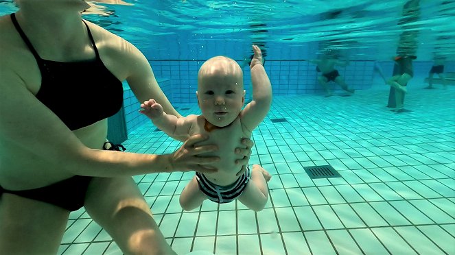Wissen hoch 2 - Überleben im Wasser – Von der Kulturtechnik des Schwimmens - Photos