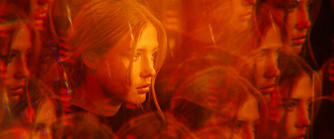 Pět ďáblů - Z filmu - Adèle Exarchopoulos