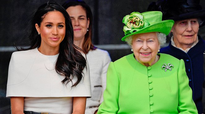 Die Queen - Schicksalsjahre einer Königin - Photos - Meghan, Duchess of Sussex, Queen Elizabeth II