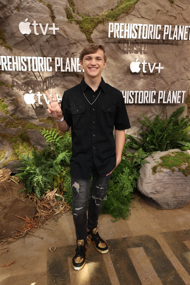 Prehistoric Planet - Events - Apple’s “Prehistoric Planet” premiere screening at AMC Century City IMAX Theatre in Los Angeles, CA on May 15, 2022 - Mason McNulty