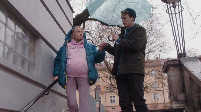 Hjerteslag - Season 2 - De la película - Thea Sofie Loch Næss, Vebjørn Enger