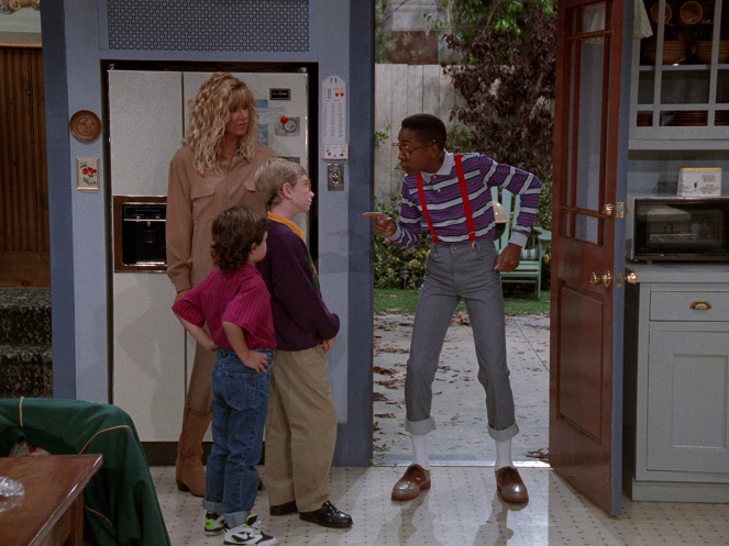 Step by Step - Season 1 - The Dance - Photos - Suzanne Somers, Christopher Castile, Jaleel White