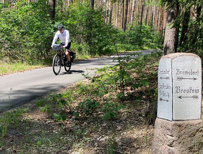 Rad auf Achse – 1000 Kilometer Brandenburg - Von Beeskow bis Bad Liebenwerda - Z filmu