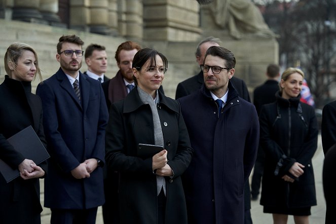 Madam President - Photos - Veronika Khek Kubařová, Juraj Loj