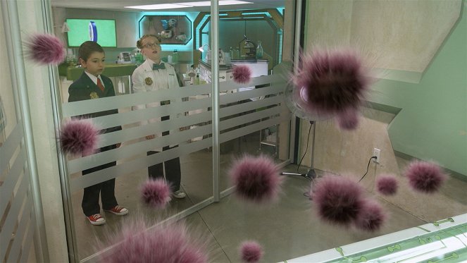 Odd Squad - Season 1 - No Ifs, Ands, or Robots / Worst First Day Ever - Film