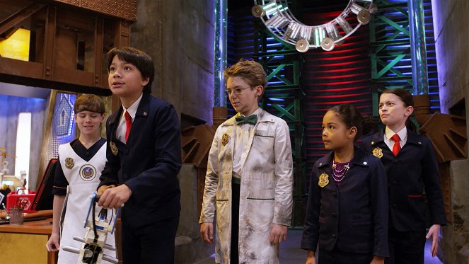 Odd Squad - There Might Be Dragons / Dawn of the Read - Photos