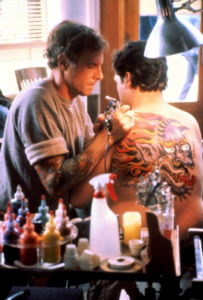 Tattoo - De la película - Bruce Dern