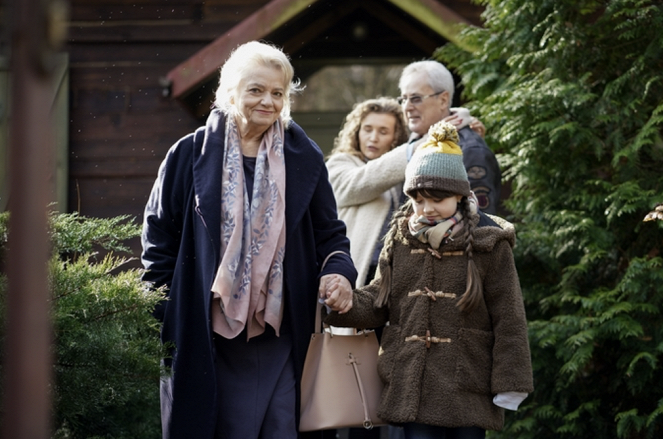 Leśniczówka - Film - Anna Seniuk, Gizella Bortel, Piotr Skarga, Alicja Warchocka