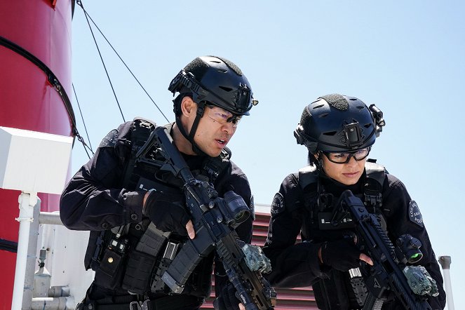 SWAT - Különleges egység - Farewell - Filmfotók - David Lim, Lina Esco