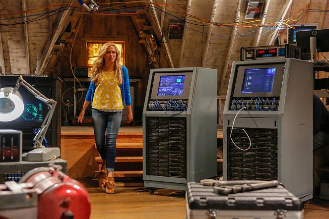 Best Friends Whenever - Cyd and Shelby Strike Back: Part 1 - Photos
