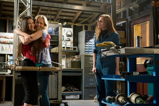 Best Friends Whenever - Cyd and Shelby Strike Back: Part 1 - Photos
