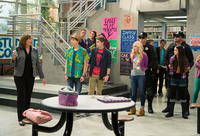 Best Friends Whenever - Fight for the Future: Part 3 - Photos