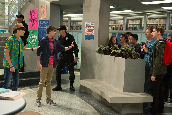 Best Friends Whenever - Fight for the Future: Part 3 - Van film