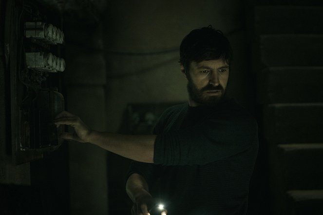 The Cellar - De filmes - Eoin Macken