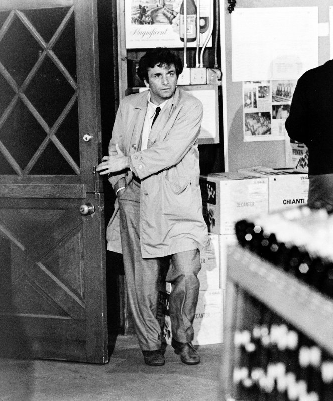 Columbo - Season 3 - Lohtua viinistä - Kuvat elokuvasta - Peter Falk
