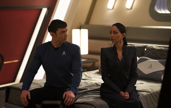 Star Trek: Podivné nové světy - Spock má amok - Z filmu - Ethan Peck, Gia Sandhu