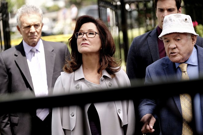 Major Crimes - Sanctuary City: Part 2 - De la película