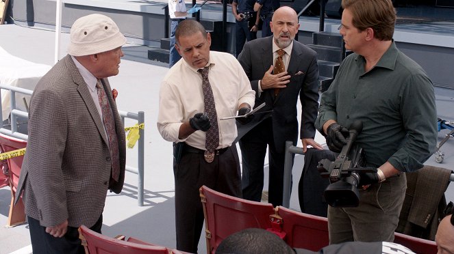 Major Crimes - Geschiedene Leute - Filmfotos