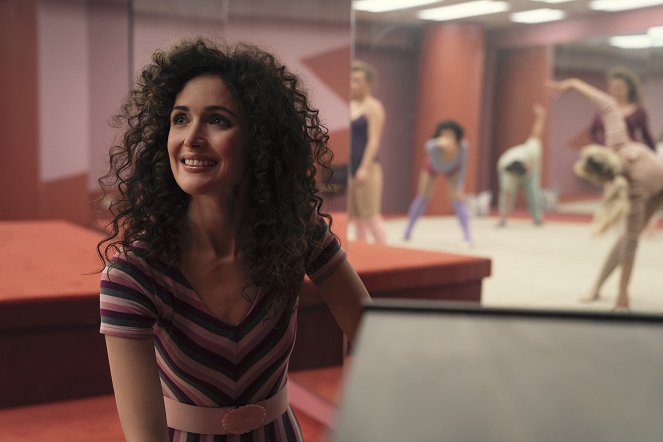 Physical - Season 1 - Let’s Get Down to Business - Photos - Rose Byrne