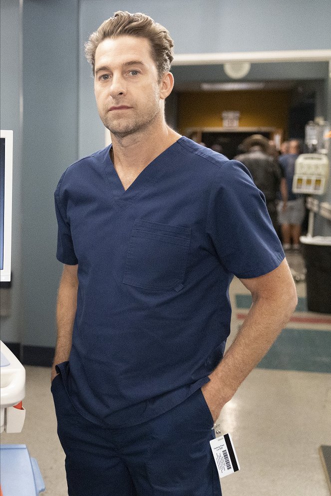 Grey's Anatomy - Season 18 - You Are the Blood - Photos - Scott Speedman