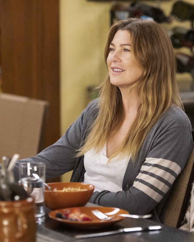 Grey's Anatomy - Out for Blood - Photos - Ellen Pompeo