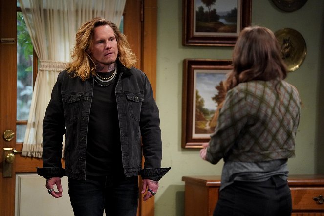 The Conners - Season 4 - A Judge and a Priest Walk into a Living Room... - Filmfotók - Tony Cavalero