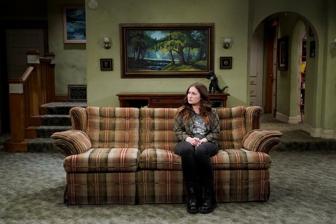 Die Conners - A Judge and a Priest Walk into a Living Room... - Filmfotos - Emma Kenney