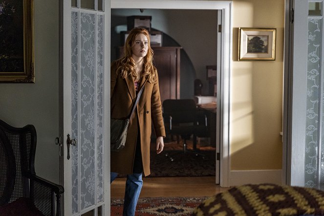 Nancy Drew - Season 2 - The Bargain of the Blood Shroud - Photos