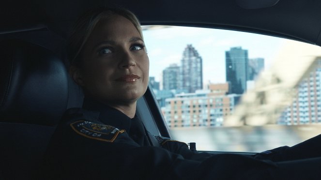 Blue Bloods - Crime Scene New York - Season 12 - Protective Instincts - Photos - Vanessa Ray