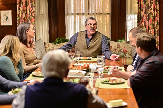 Blue Bloods (Familia de policías) - Old Friends - De la película - Bridget Moynahan, Tom Selleck