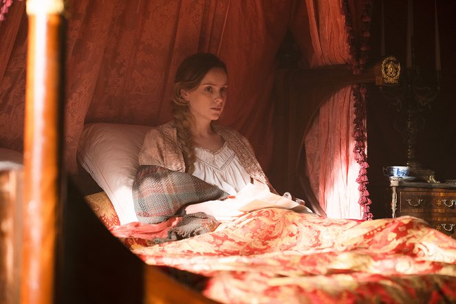 Gentleman Jack - Season 2 - I Can Be as a Meteor in Your Life - Photos - Sophie Rundle