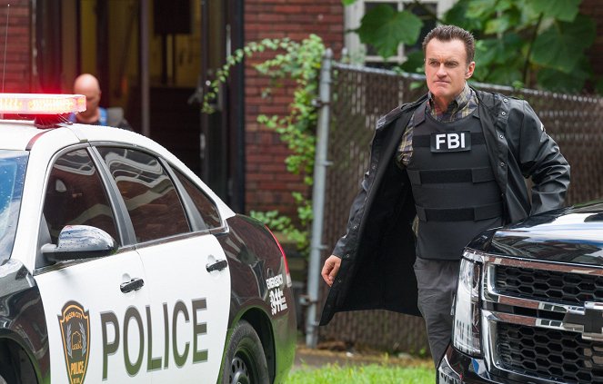 FBI: Most Wanted - Tough Love - Film - Julian McMahon