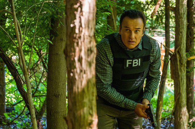 FBI: Most Wanted - Season 3 - Lovesick - Photos - Julian McMahon