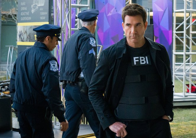 FBI: Most Wanted - Season 3 - Reaper - Photos - Dylan McDermott