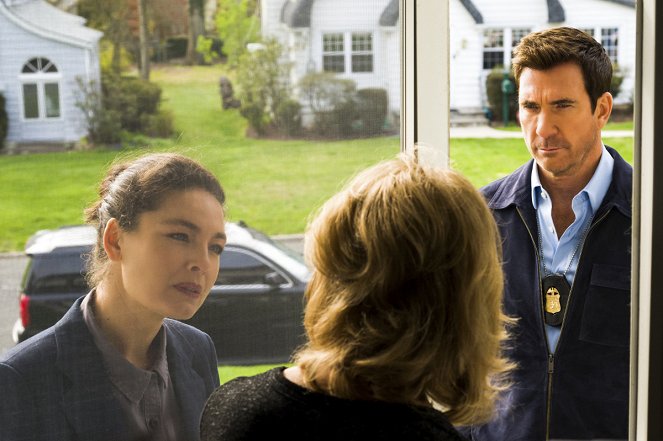 Najhľadanejší - Dedičstvo - Z filmu - Alexa Davalos, Dylan McDermott