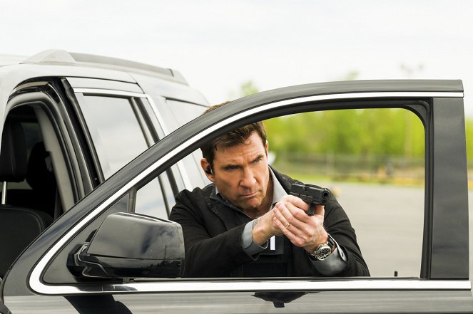 FBI: Most Wanted - A Man Without a Country - De filmes - Dylan McDermott