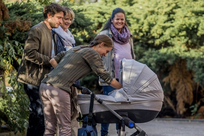 Poldové a nemluvně - Malorážka - Filmfotos - Marek Němec, Taťjana Medvecká, Jana Pidrmanová