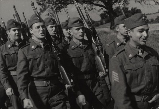 Soldaterkammerater - Filmfotos - Carl Ottosen