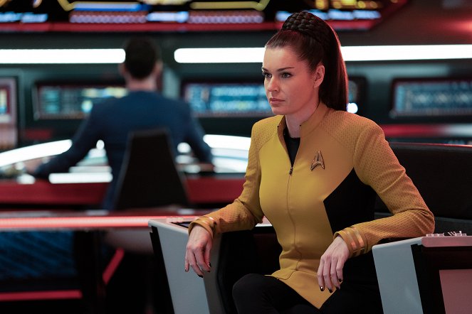 Star Trek: Strange New Worlds - Lift Us Where Suffering Cannot Reach - Van film - Rebecca Romijn