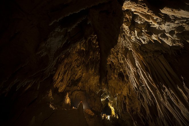Explorer: The Deepest Cave - Van film