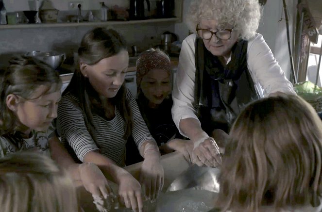 Die Brotrebellen - Roswitha Huber und die Schule des Brotes - Film