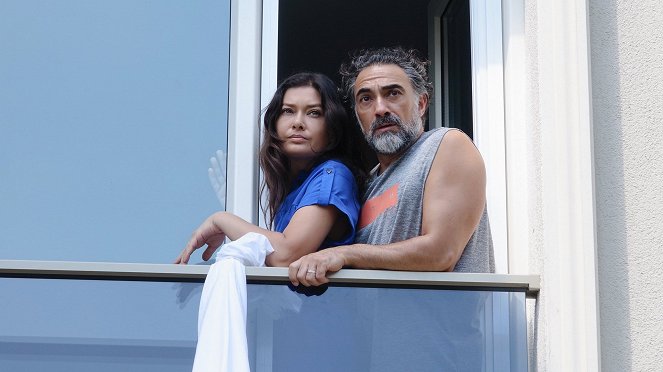 Vahşi Şeyler - Kuvat elokuvasta - Nurgül Yeşilçay, Selim Bayraktar