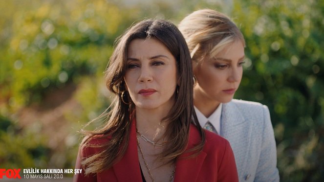 A házasság buktatói - Episode 30 - Filmfotók - Gökçe Bahadır