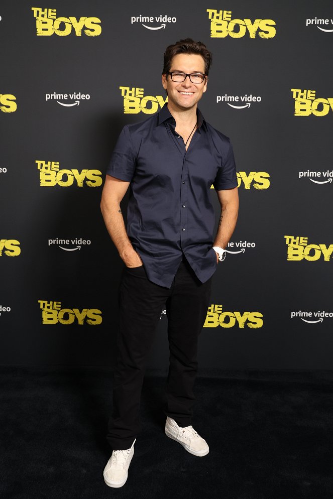 The Boys - Season 3 - Events - The Boys Season 3 Press Junket Photo Call - Antony Starr